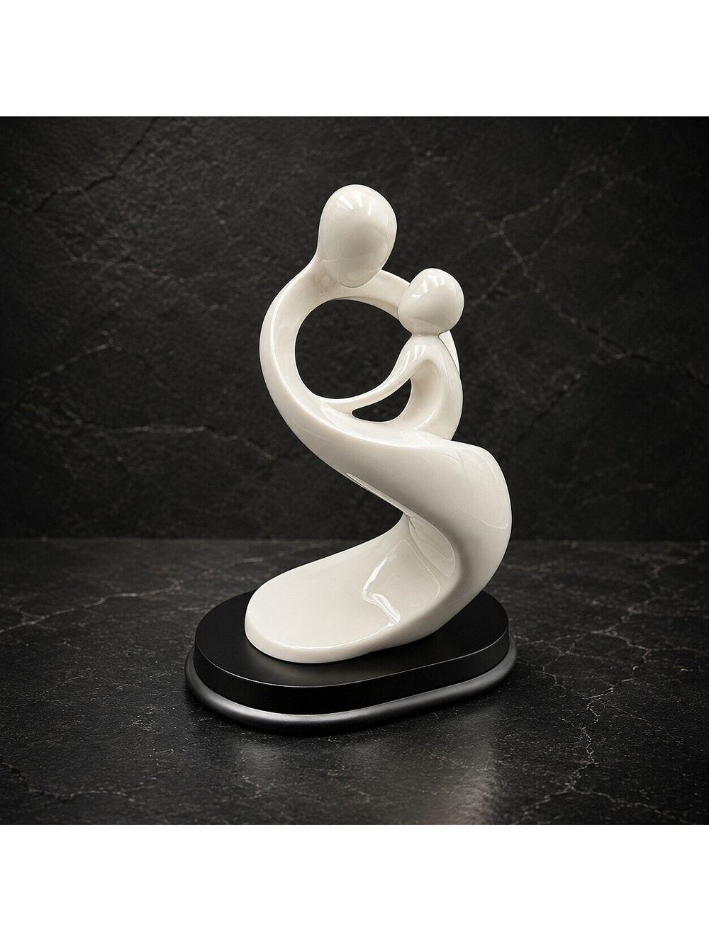 Large Enesco Circle of Love Understanding 335460 Figurine Kim Lawrence W Box 10"